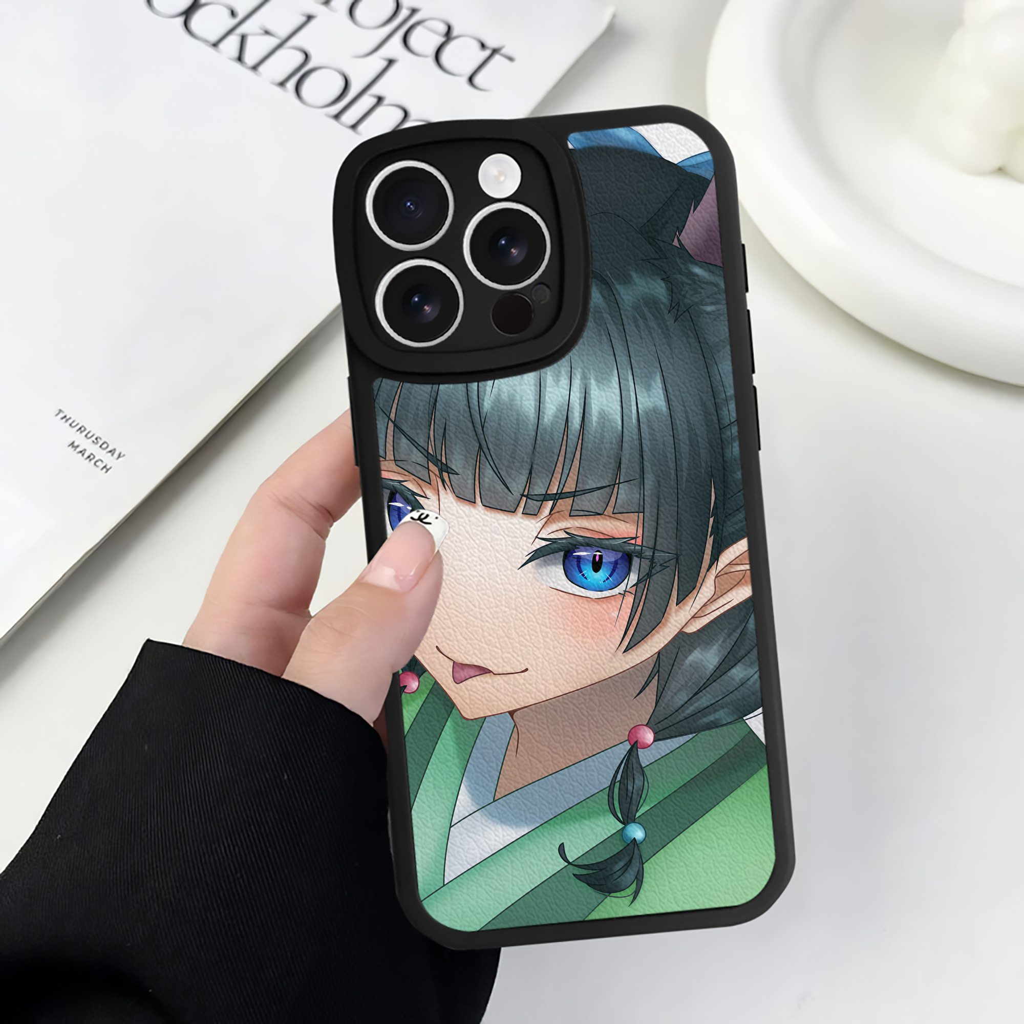 （画像用） 薬屋のひとりごと The Apothecary Diaries 【iPhone 16シリーズ対応】シリコンスマホケース（レザー調） 材質：シリコン